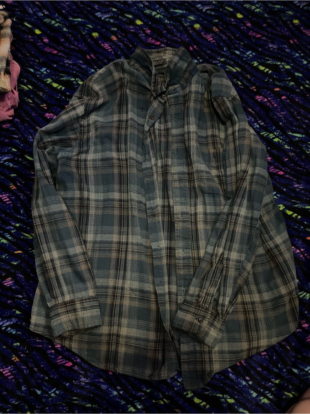 Arrow Men's Blue and Gray Plaid Button-Down Shirt